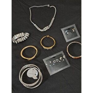 Rhinestone Jewelry Lot 17 Pieces Earrings Bracelets Necklace